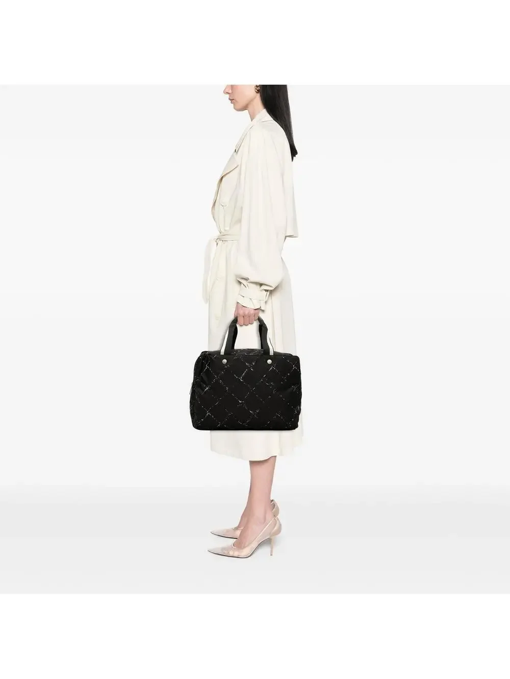 CHANEL elevate your